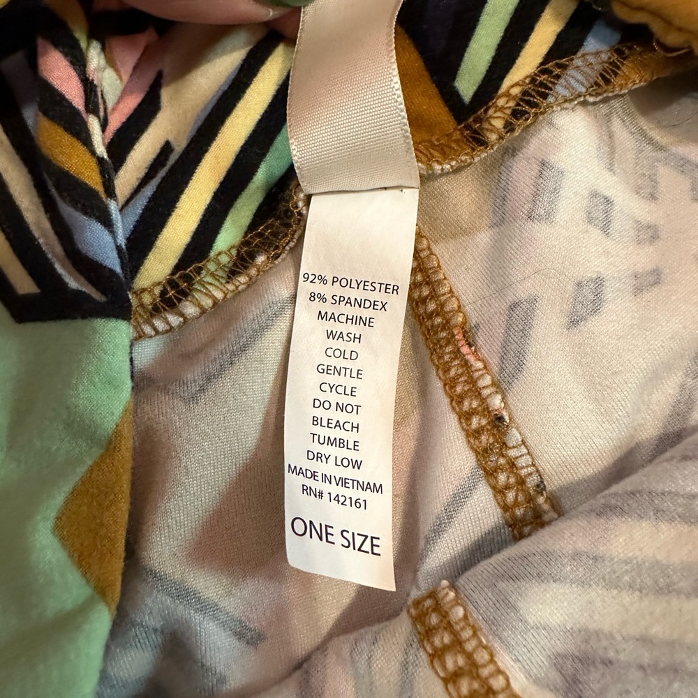 Women’s LuLaRoe Leggings, One Size, Two Pairs, NWOT - Picture 7 of 7